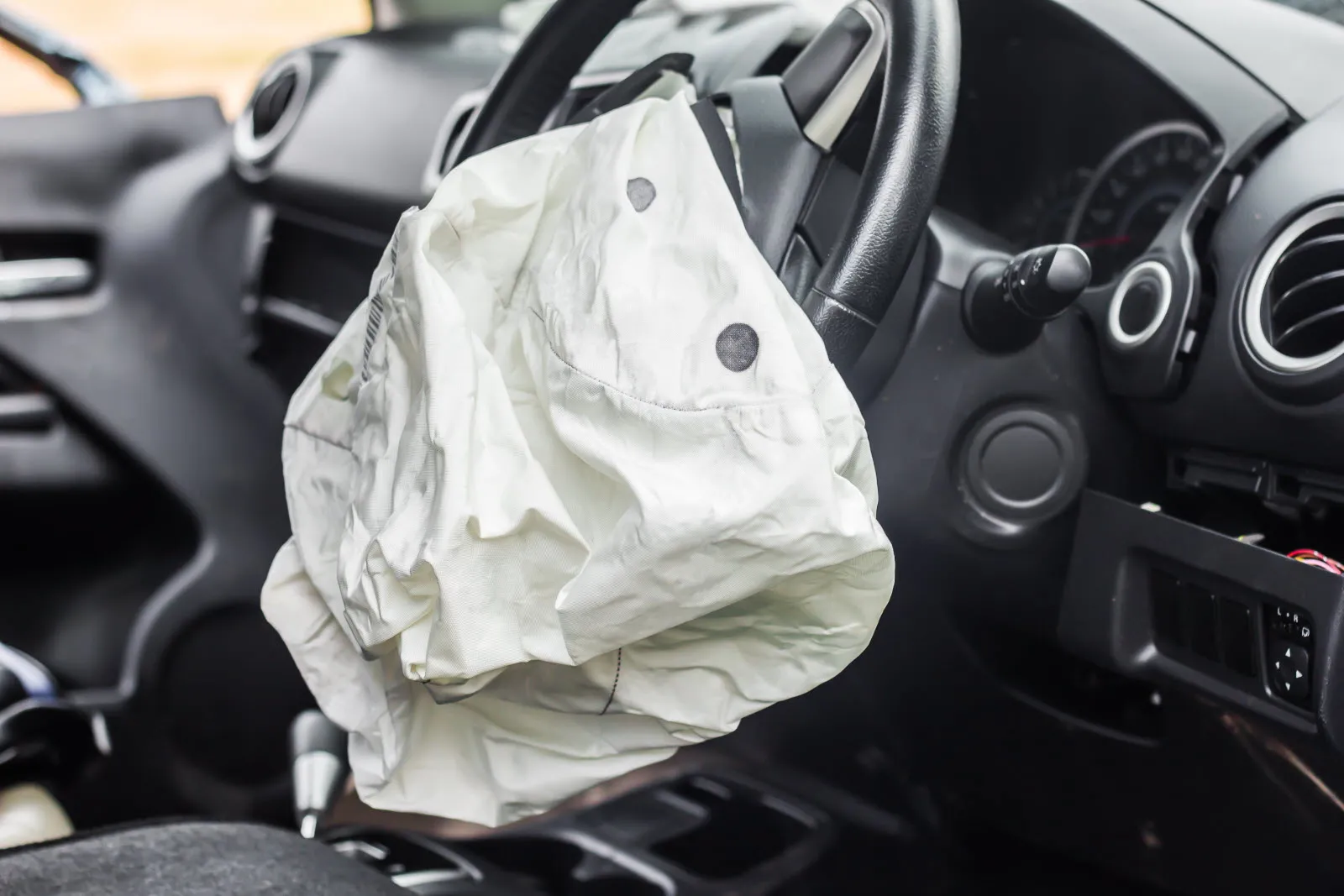 Rappel airbag Takata : vérifiez votre véhicule, comprenez le stop drive et vos droits en 2026